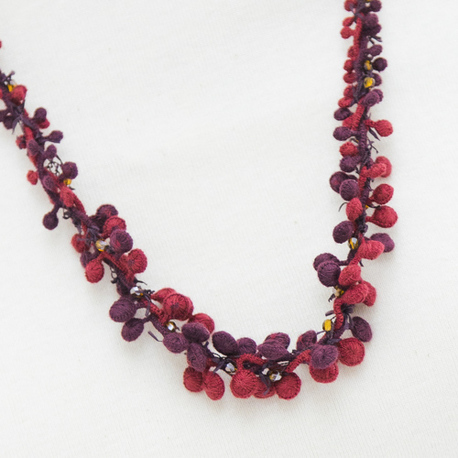 まる刺繍ネックレス 根々 商品一覧 石見銀山 群言堂オンラインストア 公式サイト