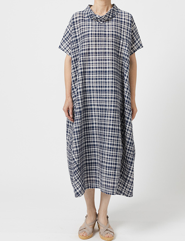 綿ラミー格子 ワンピース京鹿子 きょうかのこ 登美 商品一覧 石見銀山 群言堂オンラインストア 公式サイト