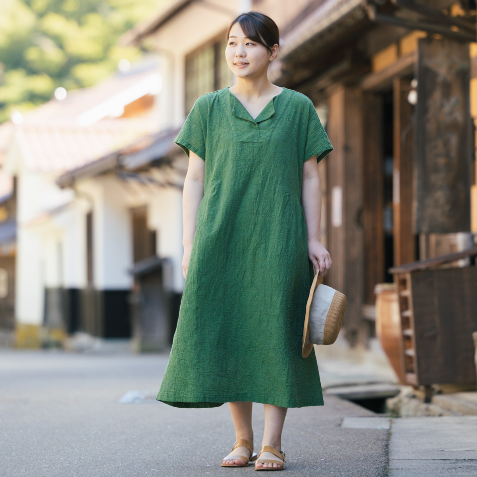 ミニチェックキャッチングワンピース 根々 商品一覧 石見銀山 群言堂オンラインストア 公式サイト