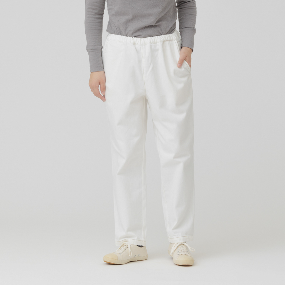 群言堂のデニムパンツ