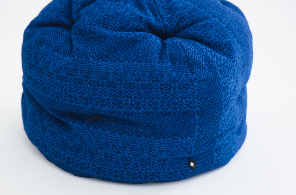 藍小紋柄の鍋帽子 - 買いもの | 石見銀山 群言堂 公式サイト 