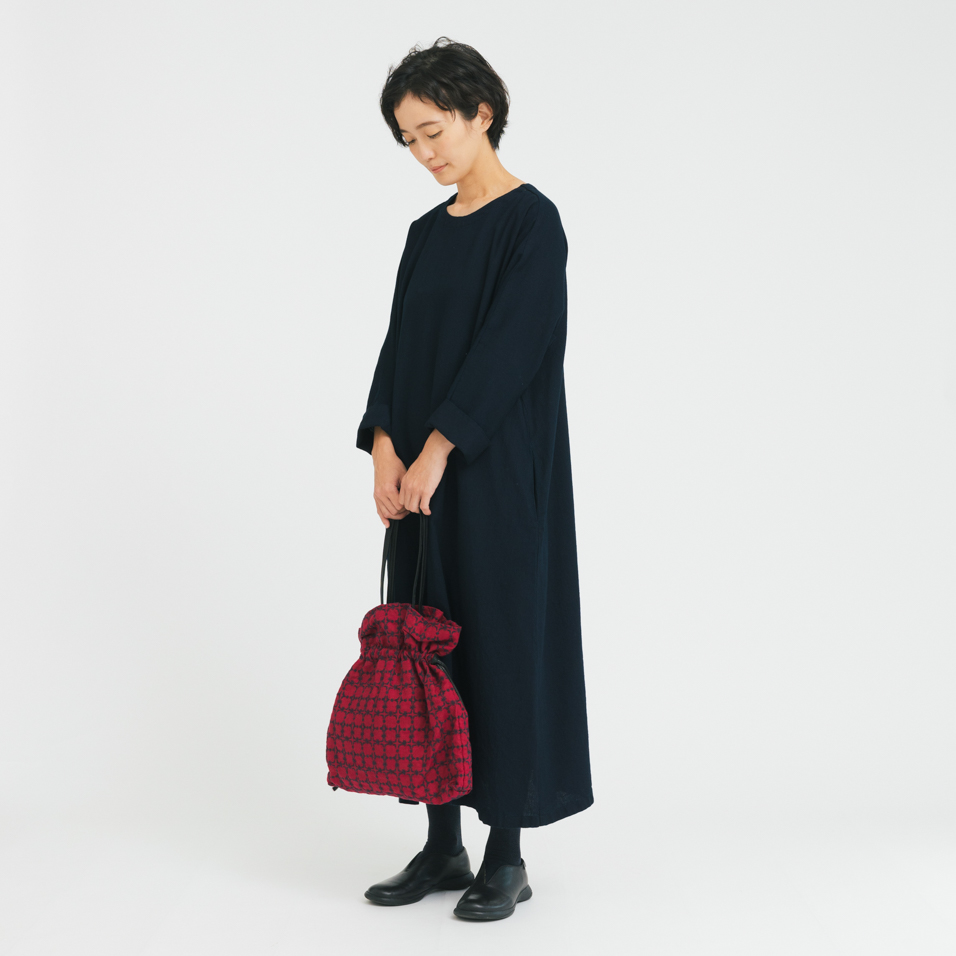 やわらかデニム ワンピース鈴蘭水仙 すずらんすいせん 買いもの 石見銀山 群言堂 公式サイト オンラインストア