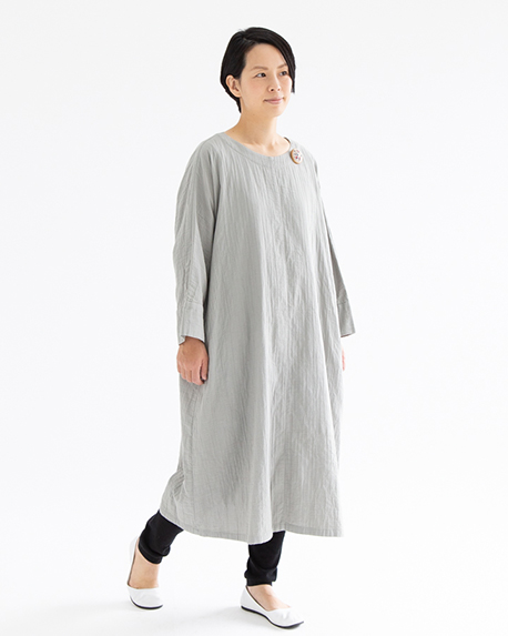 里山パレットガーゼワンピース 商品一覧 石見銀山 群言堂オンラインストア 公式サイト