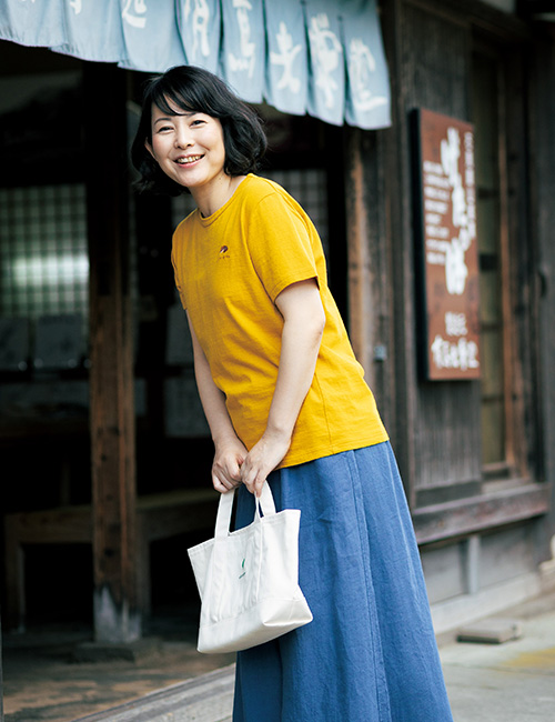もみほぐし麻シャンブレー｜登美 | 石見銀山 群言堂 公式サイト