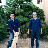 自然から生まれる藍の色｜辻村さんの藍染め | 石見銀山 群言堂