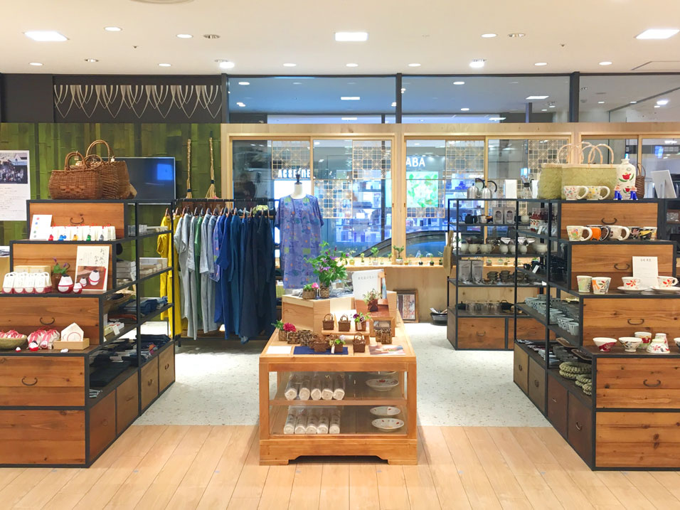 博多阪急店 店舗情報 石見銀山 群言堂オンラインストア 公式サイト 博多阪急店 店舗情報 石見銀山 群言堂オンラインストア 公式サイト